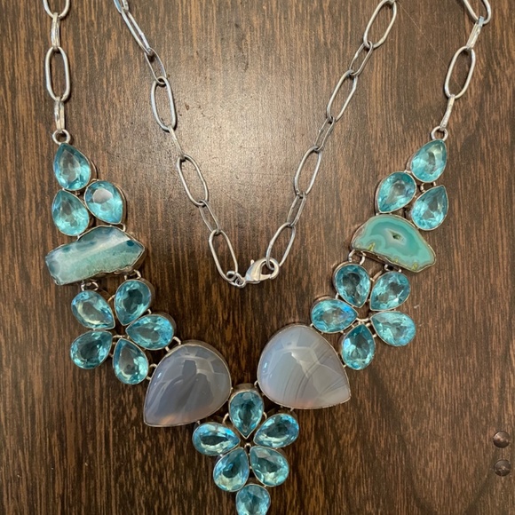 Gorgeous Sterling Silver custom made blue topaz necklace - Picture 9 of 14